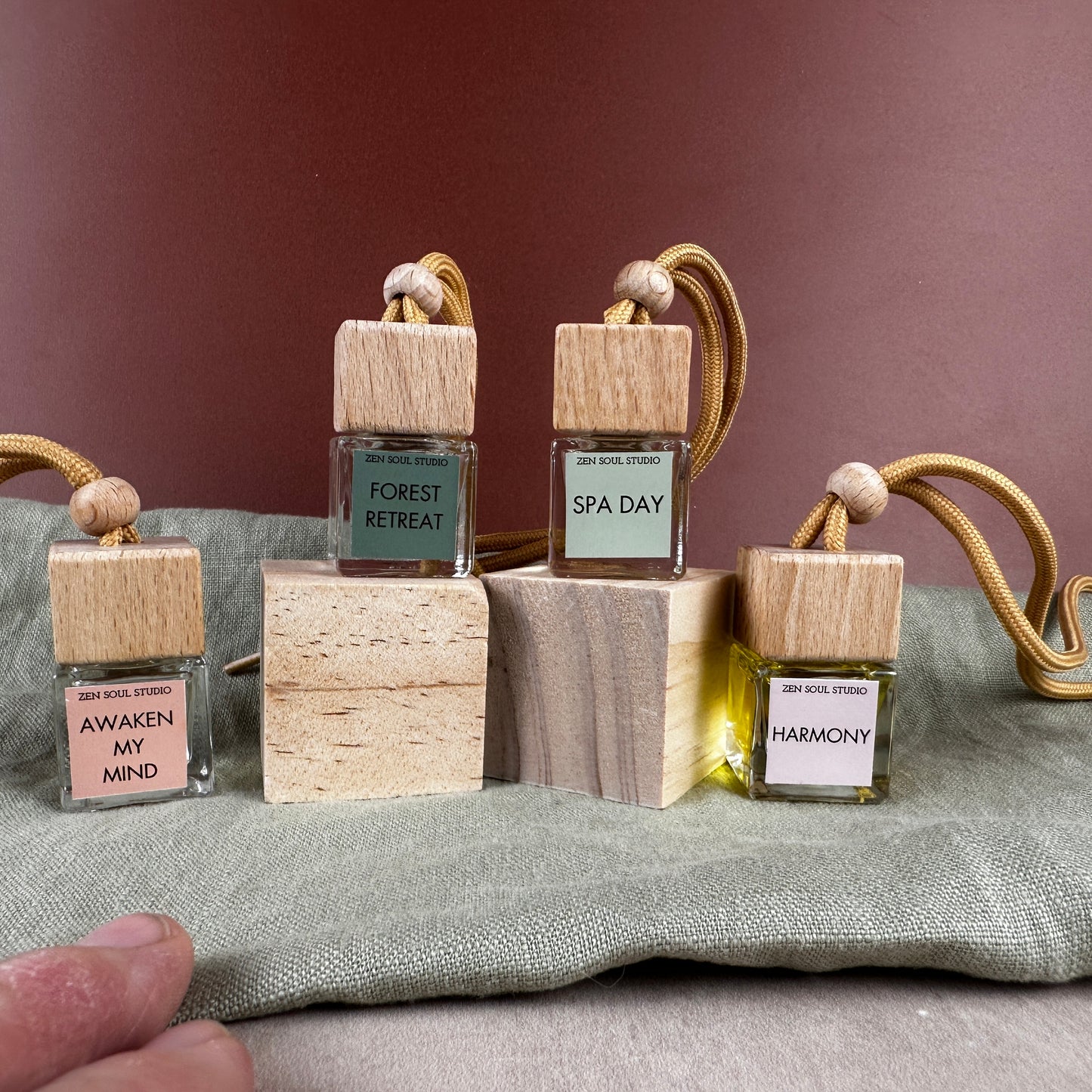 FOREST RETREAT CAR DIFFUSER - Pure essential oil