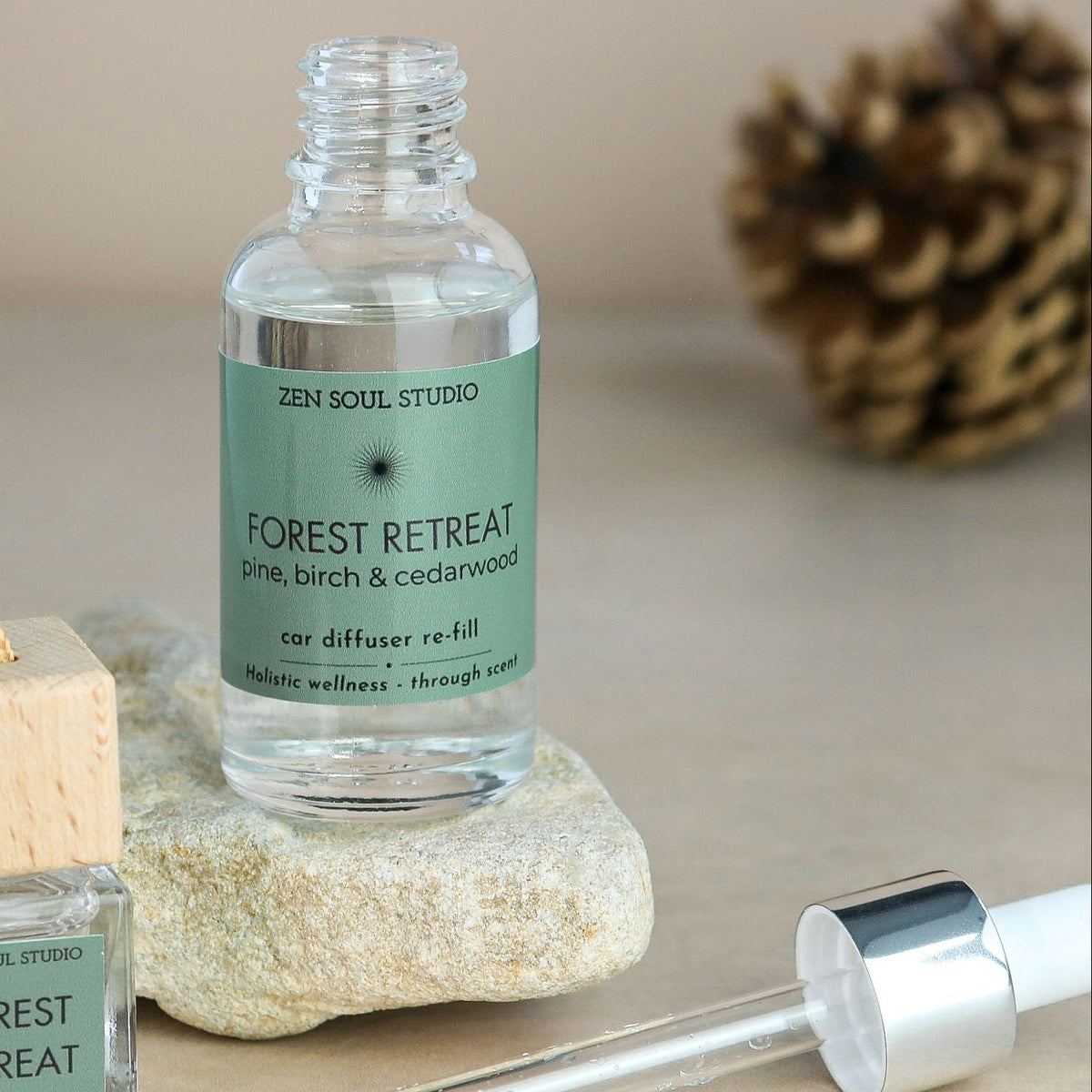 Gemstone Diffuser -Green Fluorite w. Forest Therapy