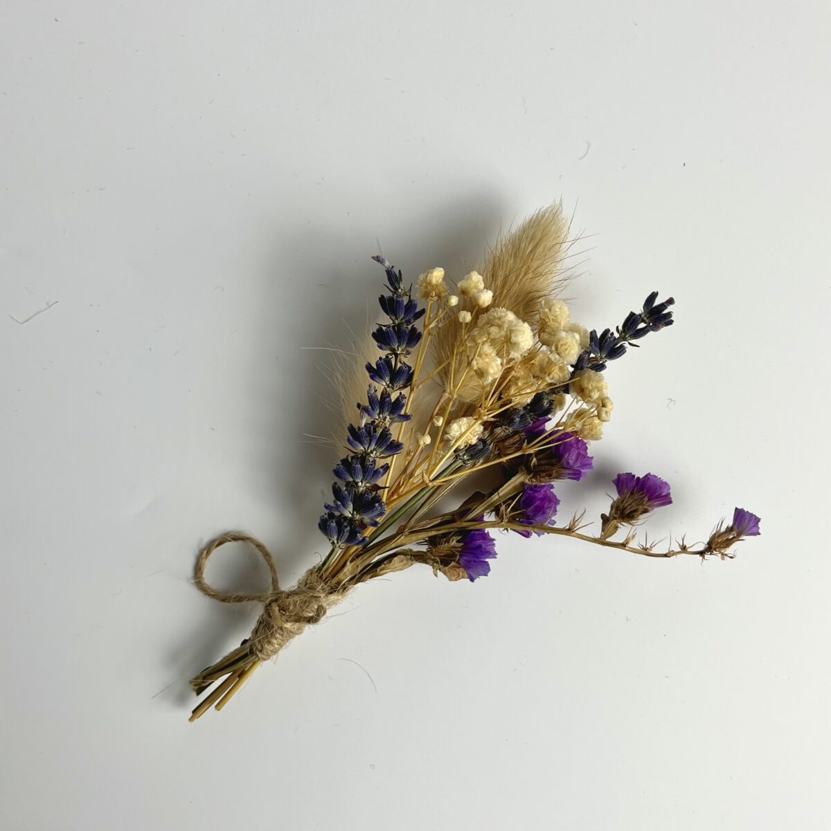 Dried mini bouquet